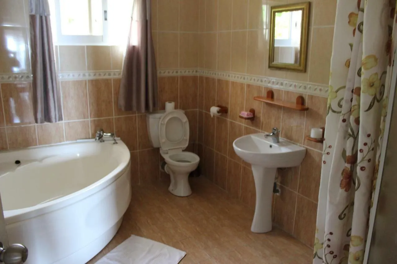 Haus Megan Villa Glacis  Holiday home Glacis (Mahe)